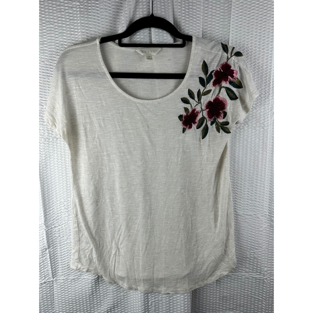 Adiva Cream Color T Shirt With red Flower Embroidery Size SMALL